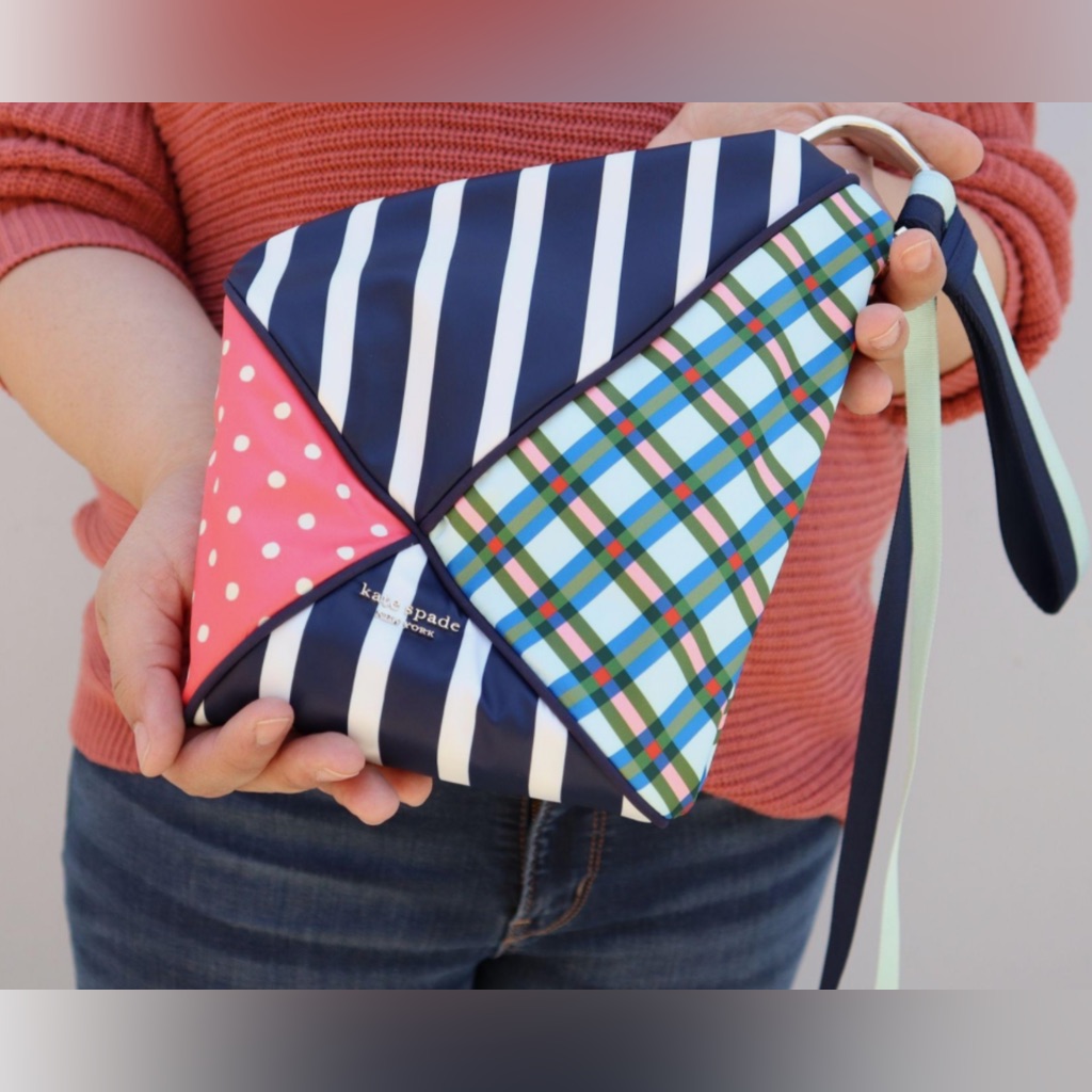 Kate Spade New York Skye Kite Wristlet.